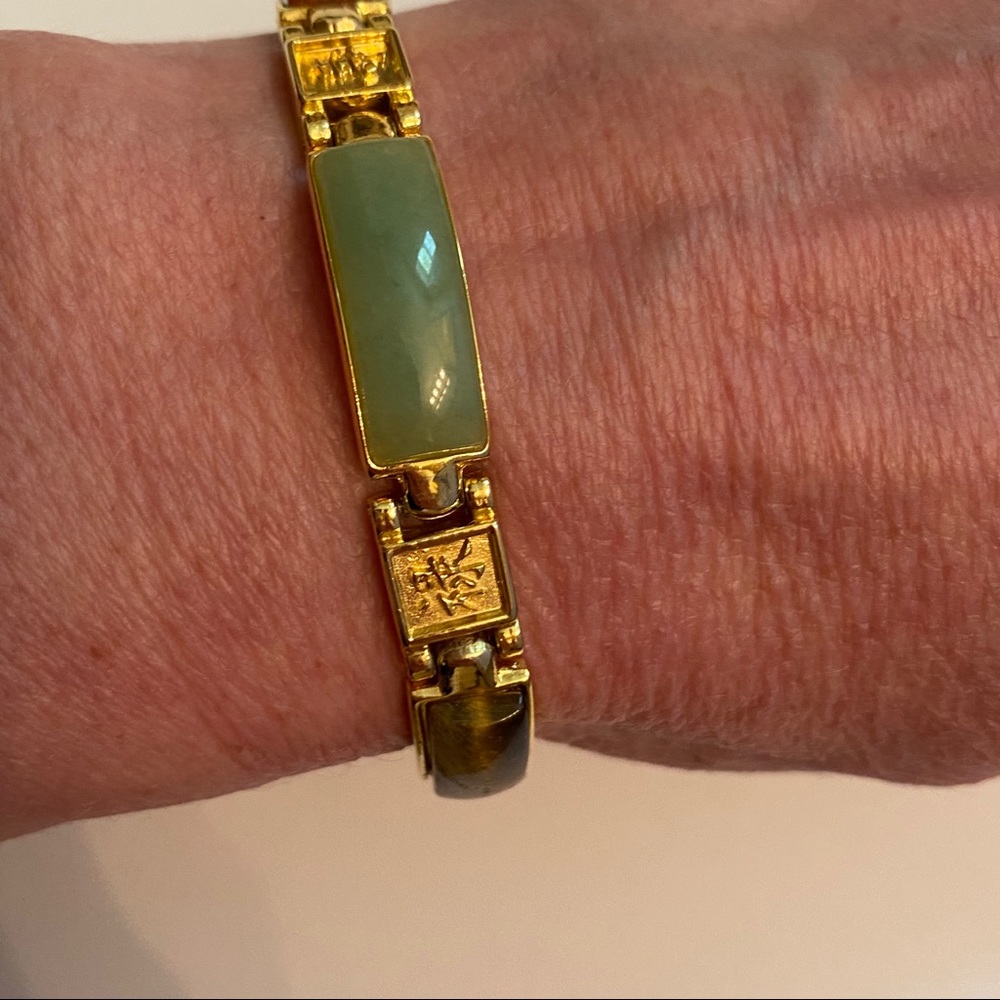 BRACELET GOLD TONE 5 SEMI PRECIOUS STONES BLUE GREEN RED BROWN ASIAN LOOK